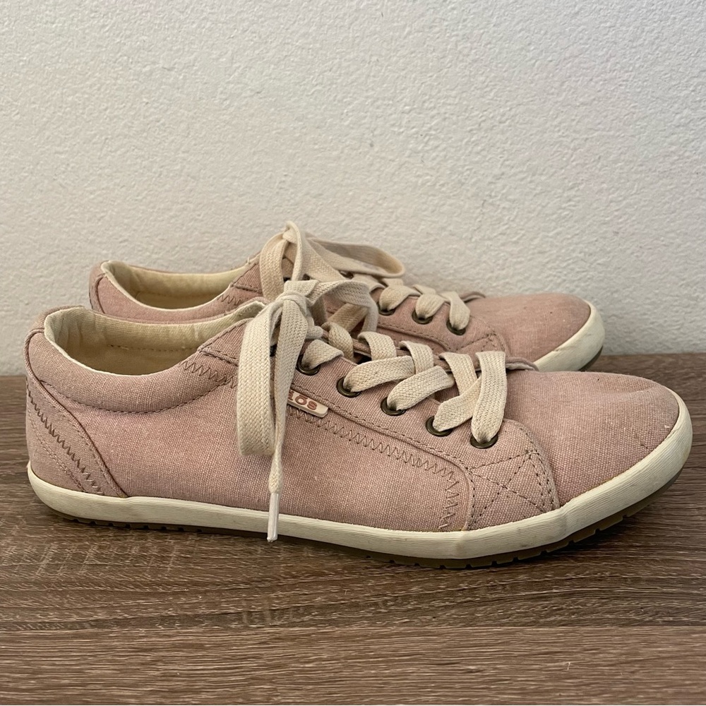 Täos Star Sneaker, Pink Wash Canvas, Size 9